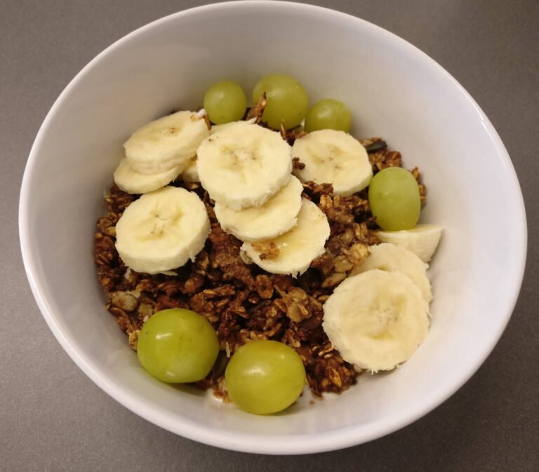 Rezept - Granola oder Knuspermüsli - Dr. Graf, in 3 Wochen